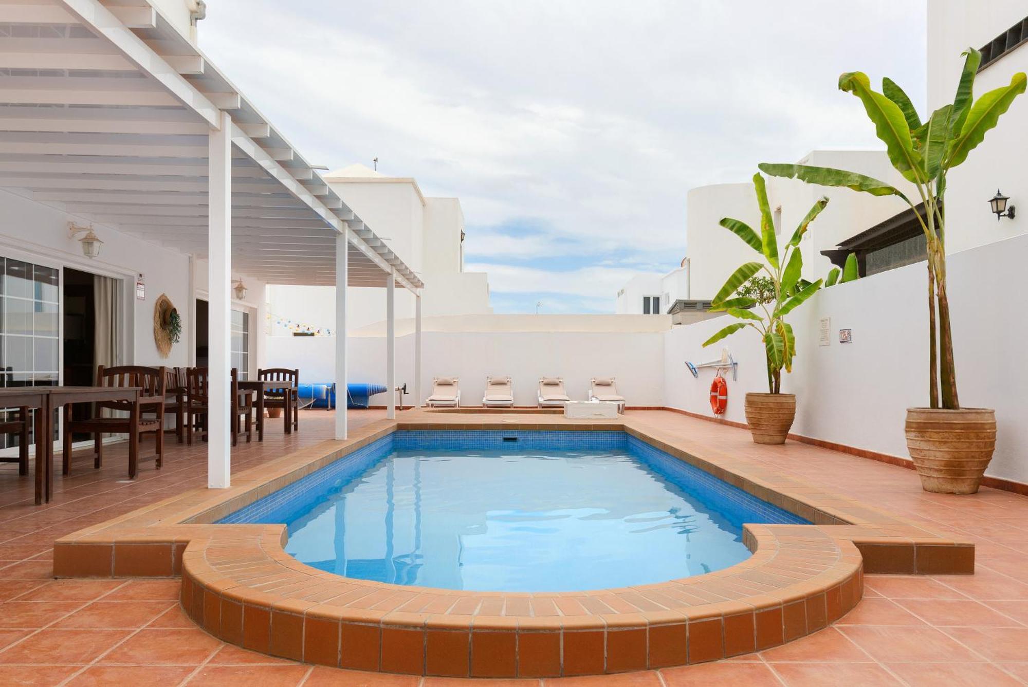 Vela Latina, A To Enjoy! * Costa Teguise